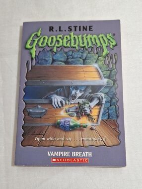 Goosebumps VAMPIRE BREATH Softcover Book